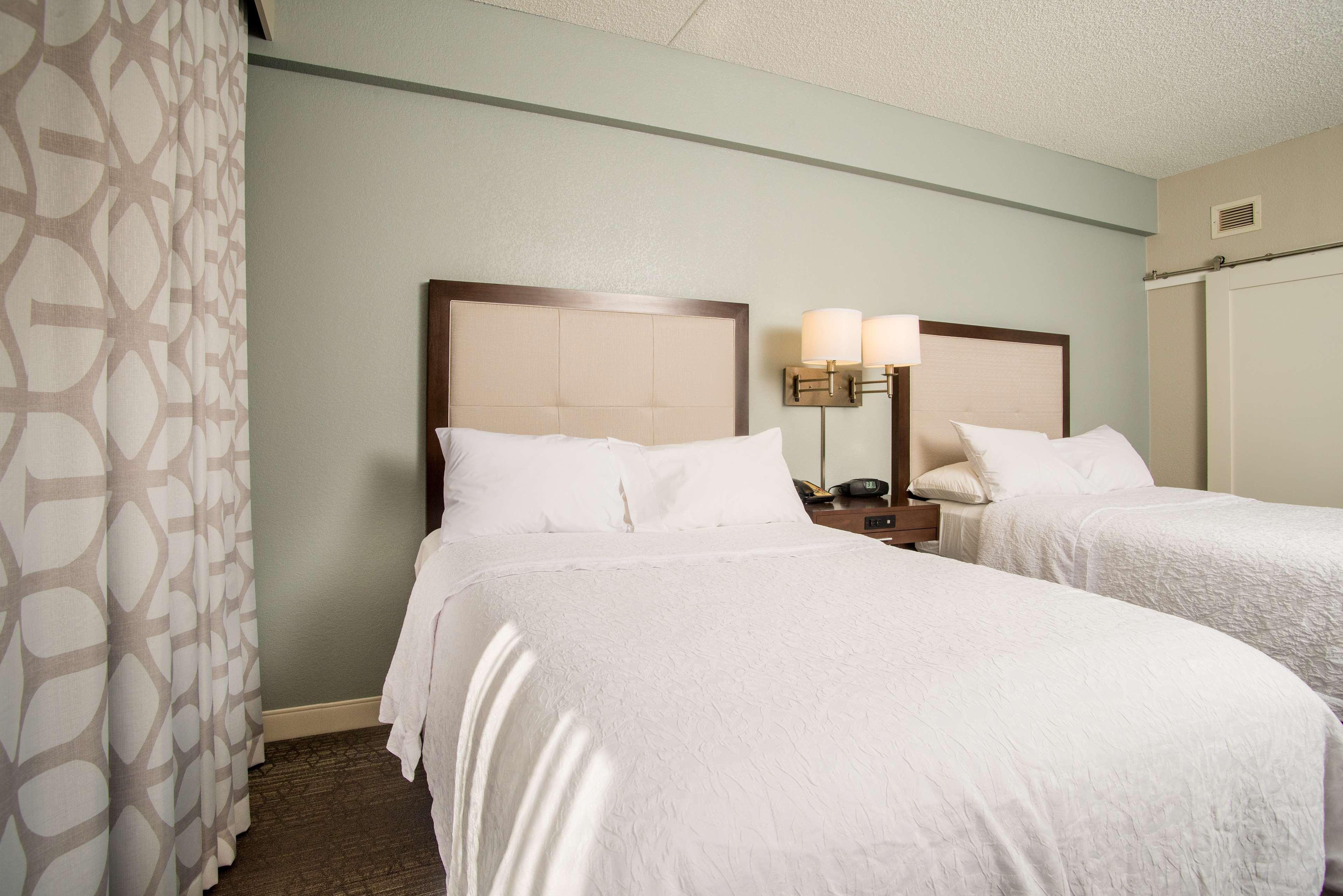 Hampton Inn Joplin Exterior foto